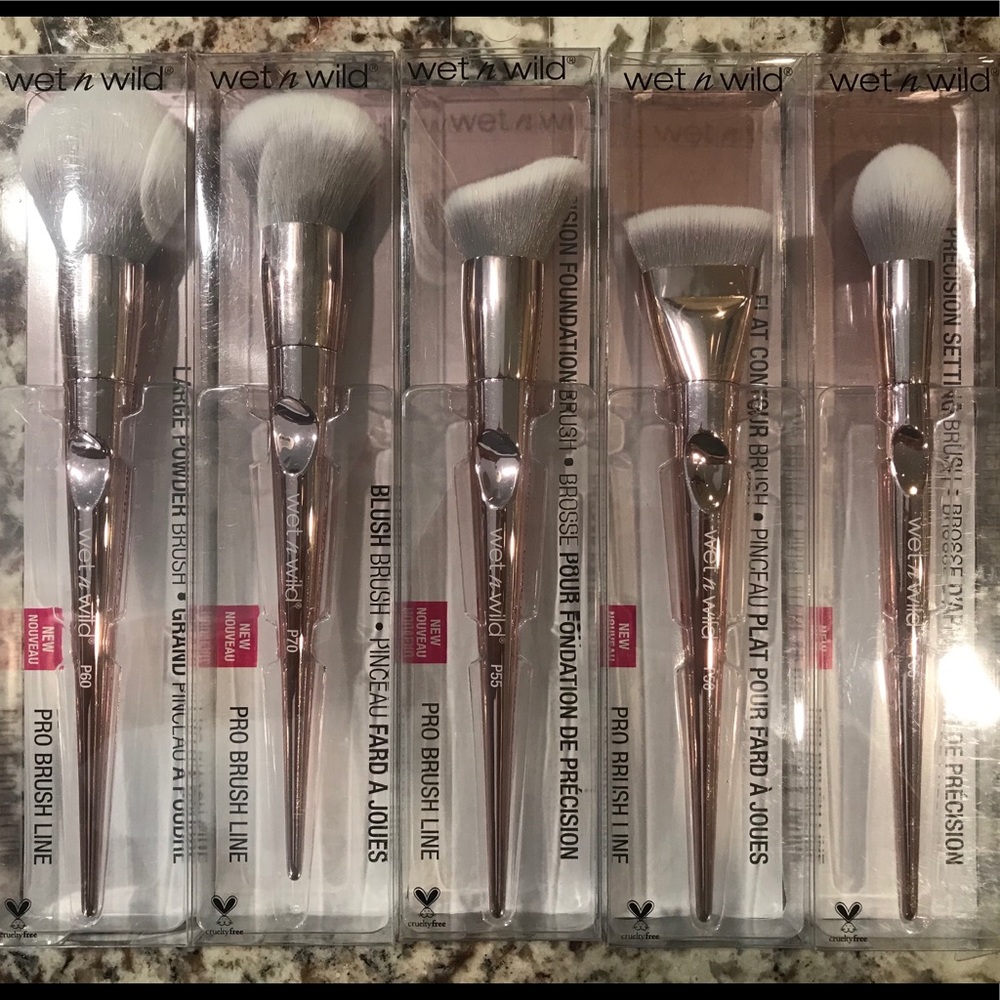 10 pc Wet n Wild Cosmetic Brush Set